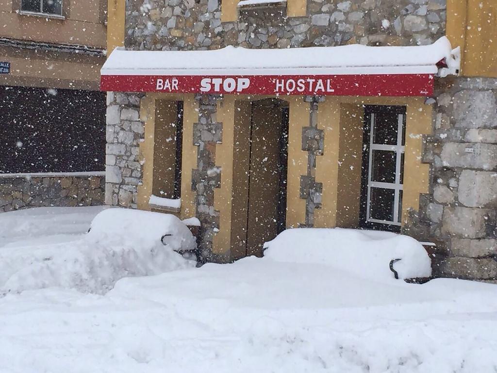 Hostal Bar Stop Hotell Velilla del Rio Carrion Eksteriør bilde